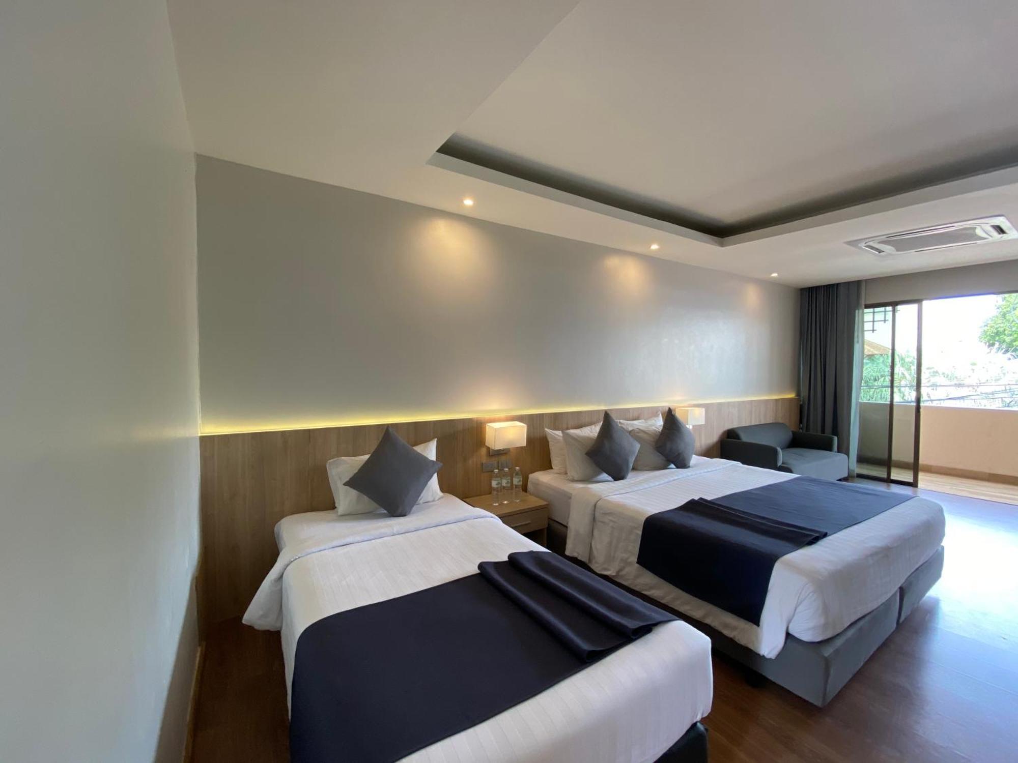 Coconut Village Resort Phuket - Sha Extra Plus Patong Szoba fotó