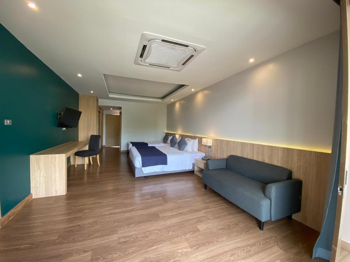 Coconut Village Resort Phuket - Sha Extra Plus Patong Szoba fotó